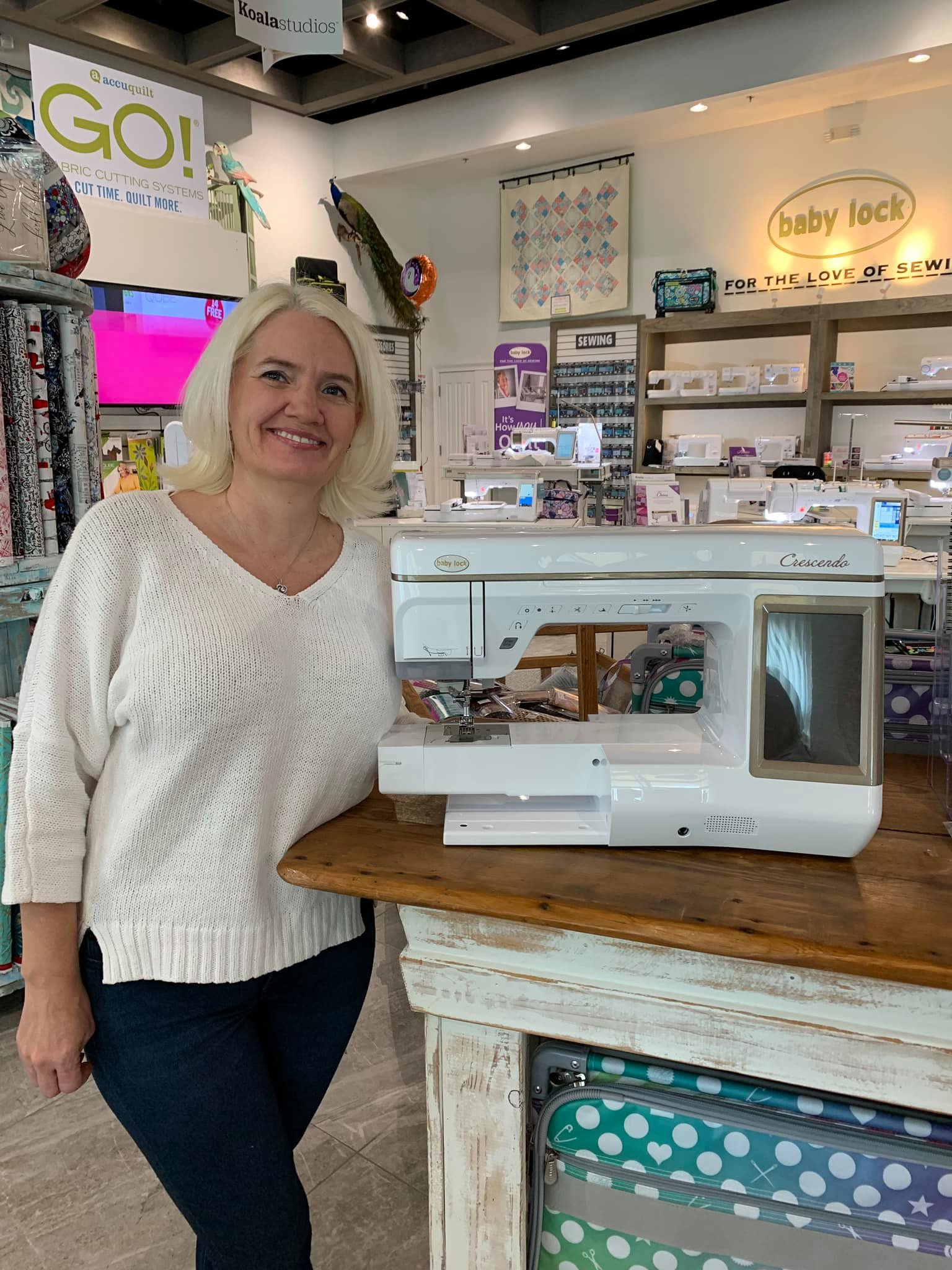 These ladies know how to... - Flash Sew and Quilt Naples, FL | Facebook