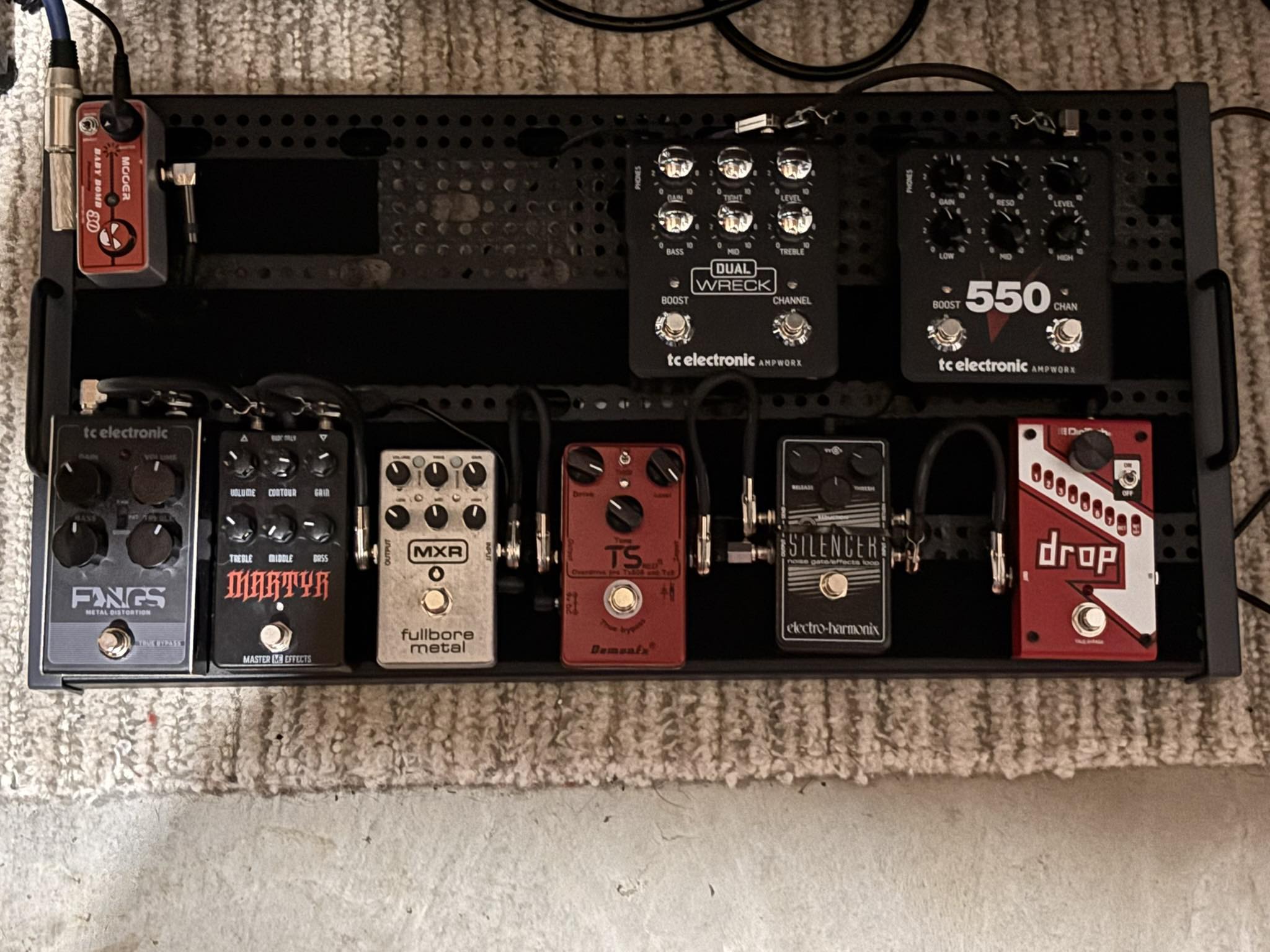 What power amps are used with pedalboards?