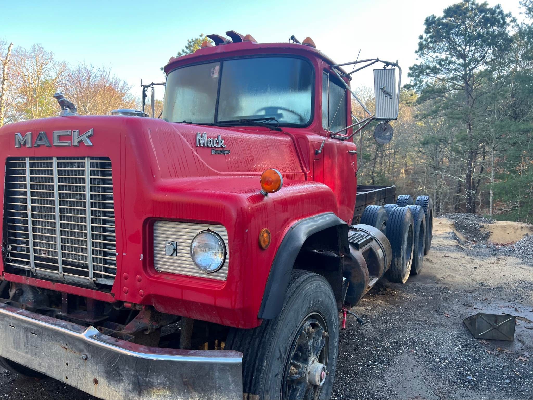 1990 mack rd 690 - Commercial Vehicles - Sandwich, Massachusetts ...