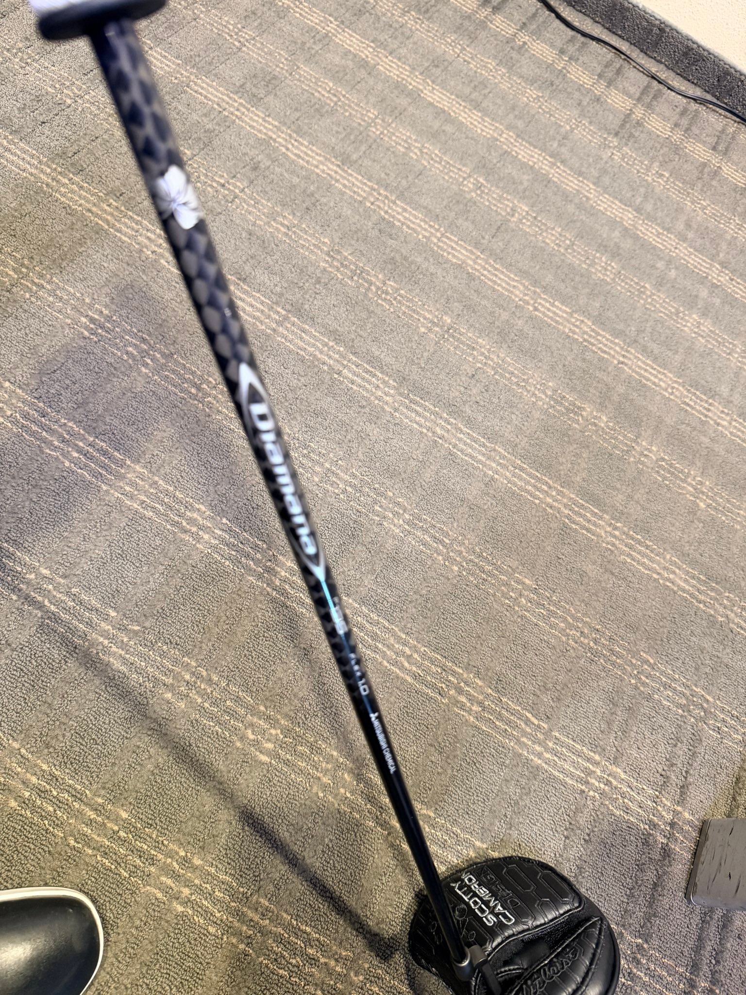Scotty Cameron Phantom Black 9.2R Golf Putter for Sale with 