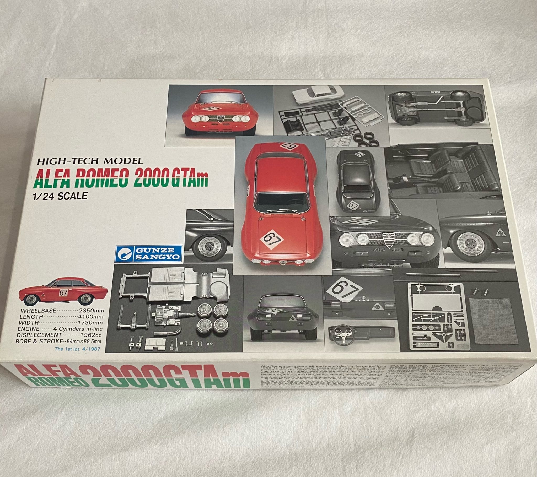 Alfa Romeo 2000 GTAm model by Gunze Sangyo