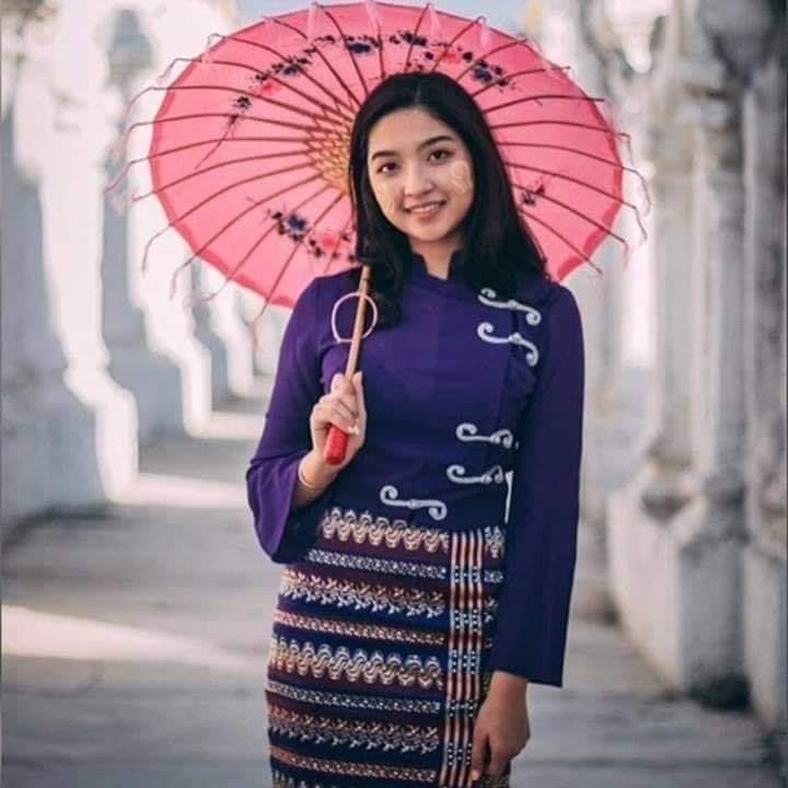အကၤ် ီဒီဇုိင္းလွလွေလးမ်ား