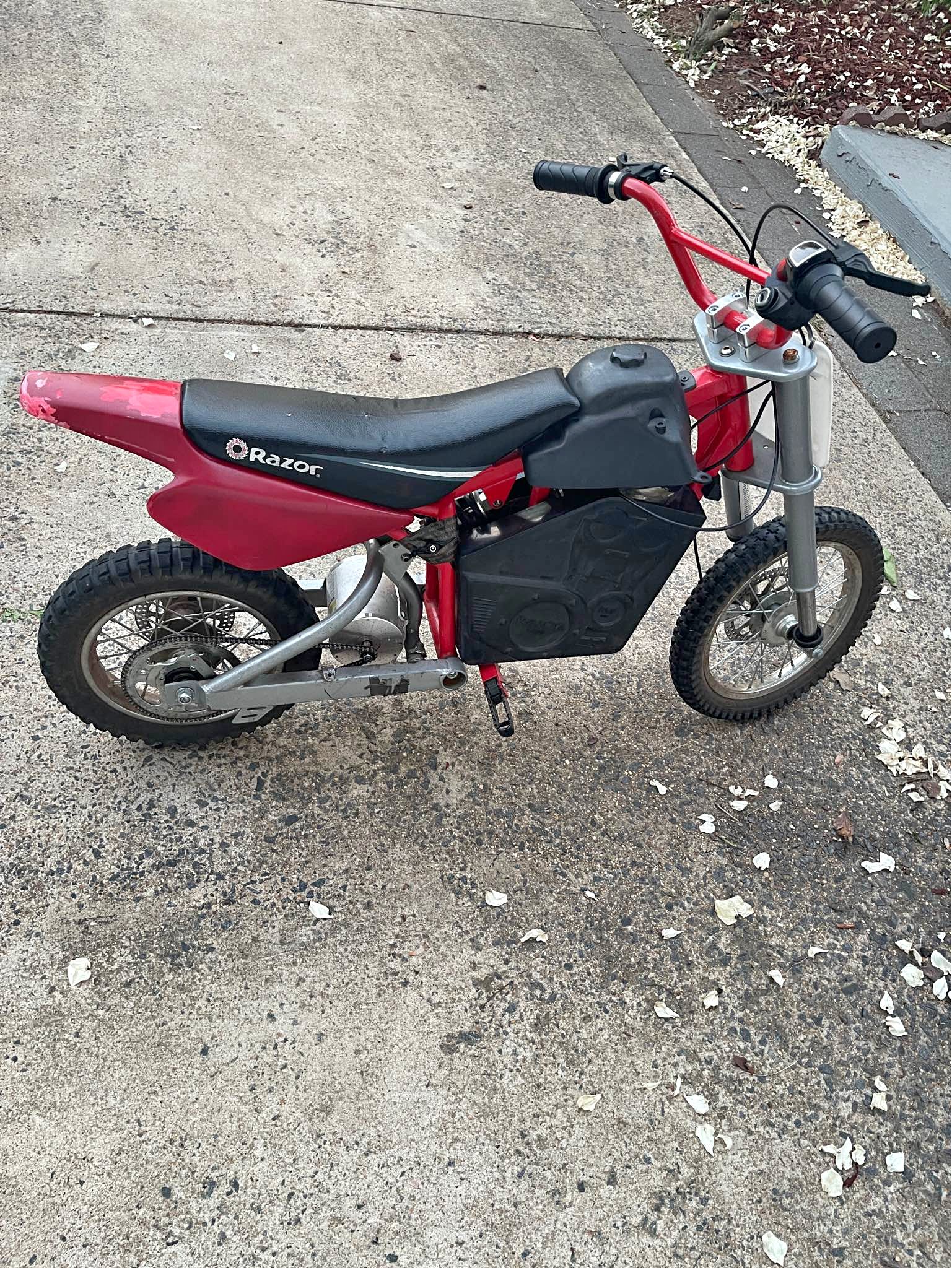 Husky mud guards, front and rear - Car Exterior Parts - Bristow ...