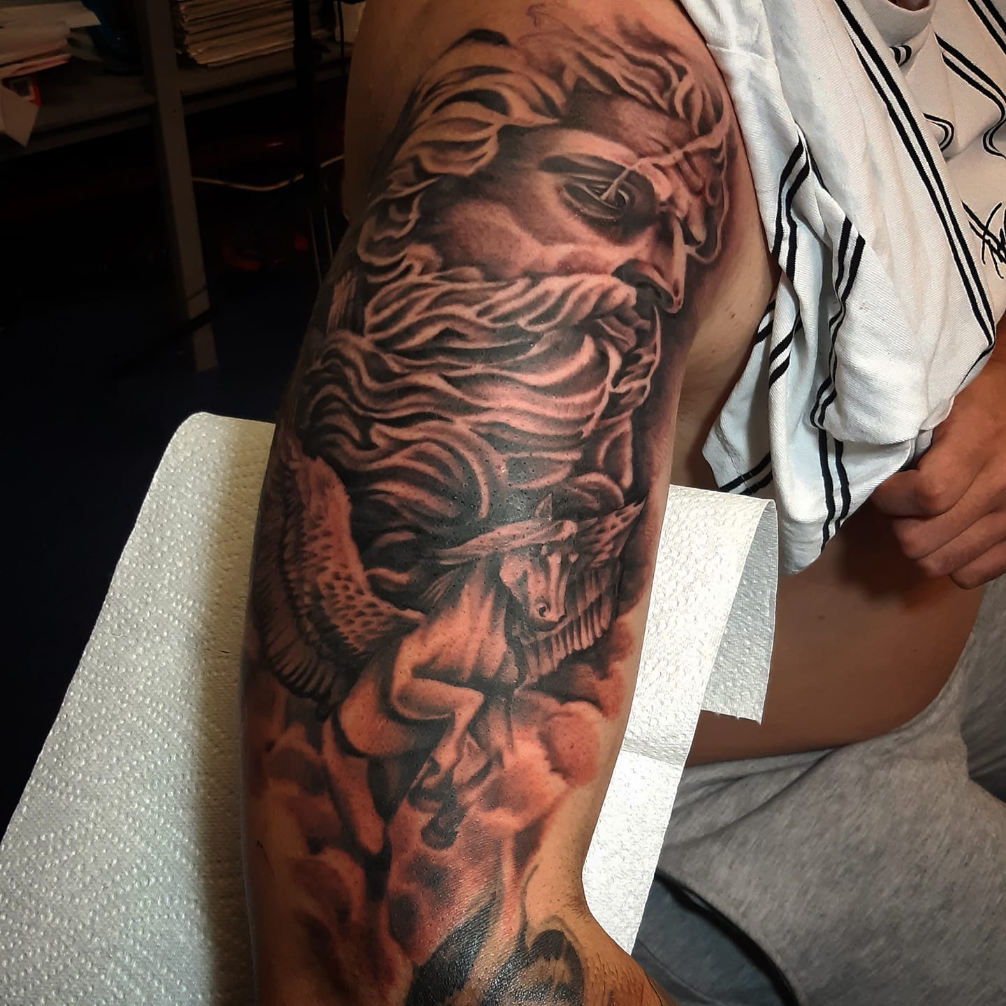 English Rose Tattoo Studio Home Facebook