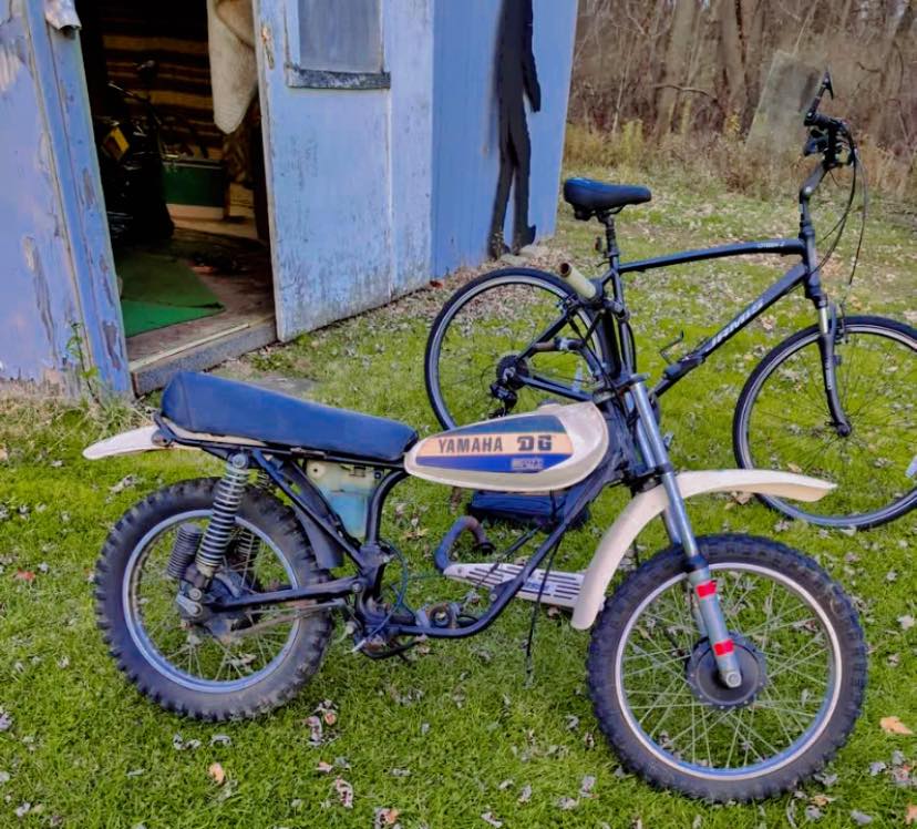 What are the stickers on this vintage Yamaha DG motorcycle?
