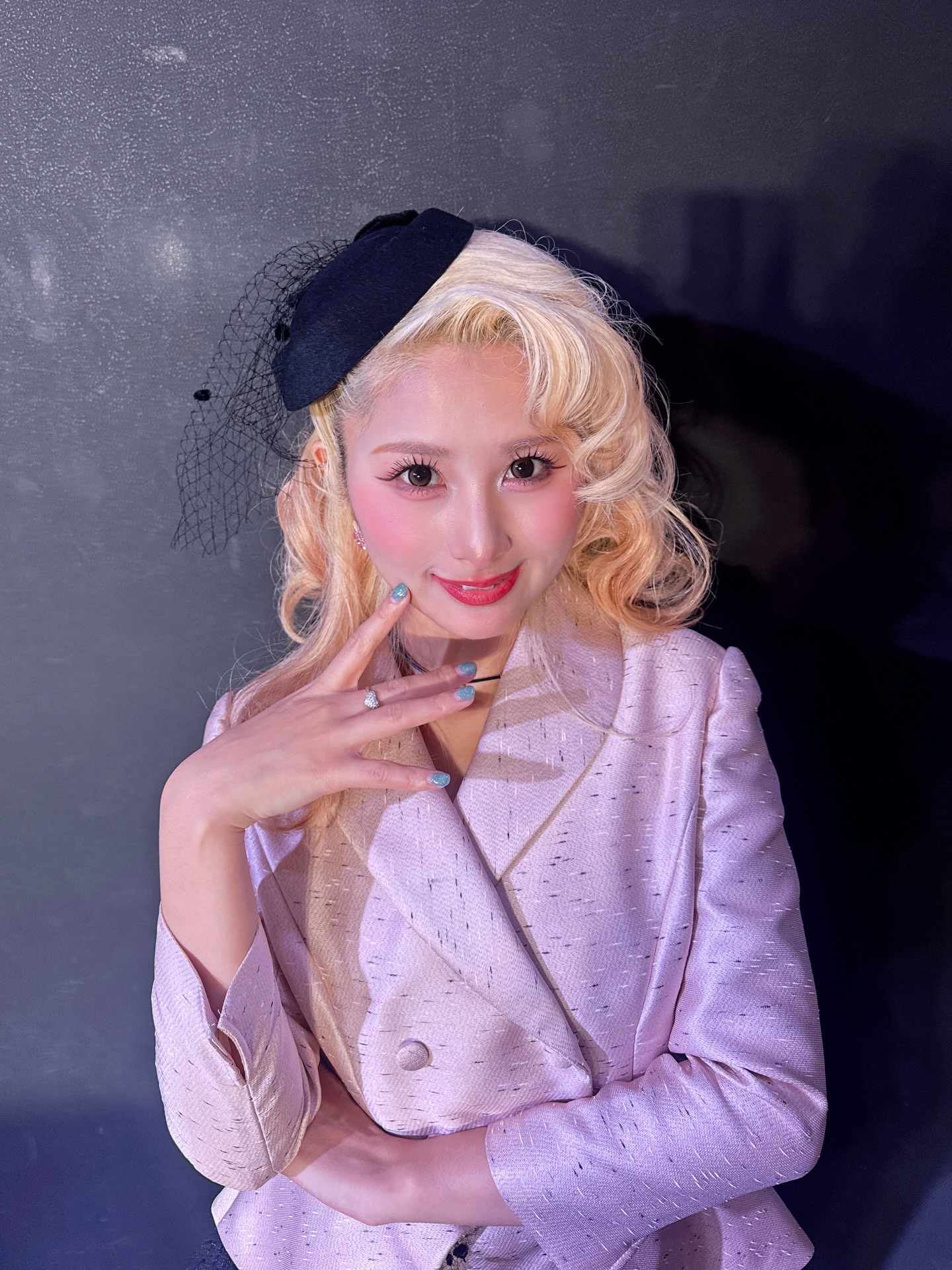 青野美沙稀 - 青野美沙稀 added a new photo.