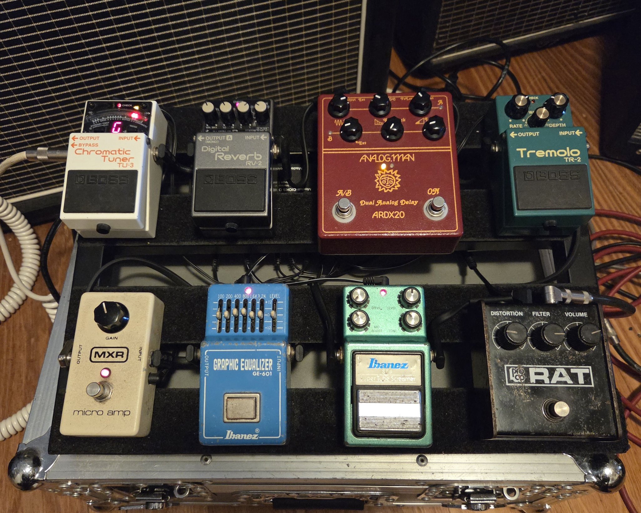 My 80s pedalboard with Ibanez, Boss, and Rat effects