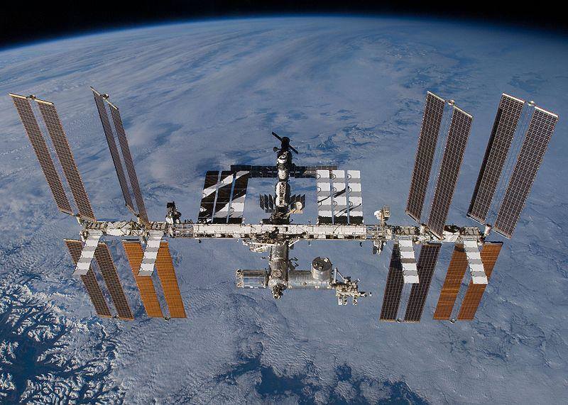 Thiên - Trạm vũ trụ Quốc tế ( International Space Station - ISS