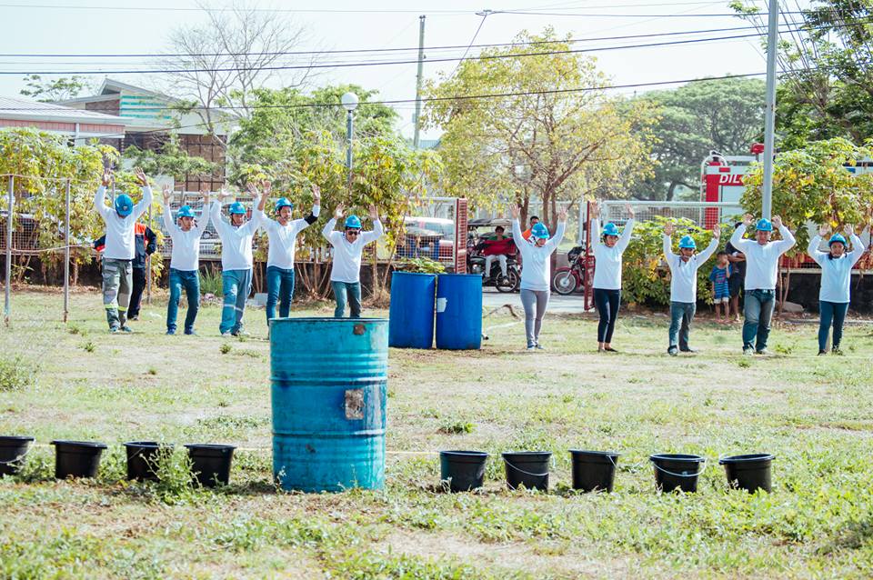 2nd Event: Bucket Relay... - MDRRMO-PilarBataan