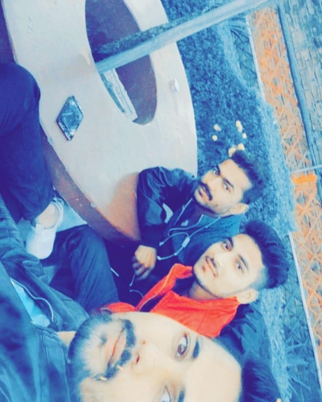 Friend's of samar singh | Rosera