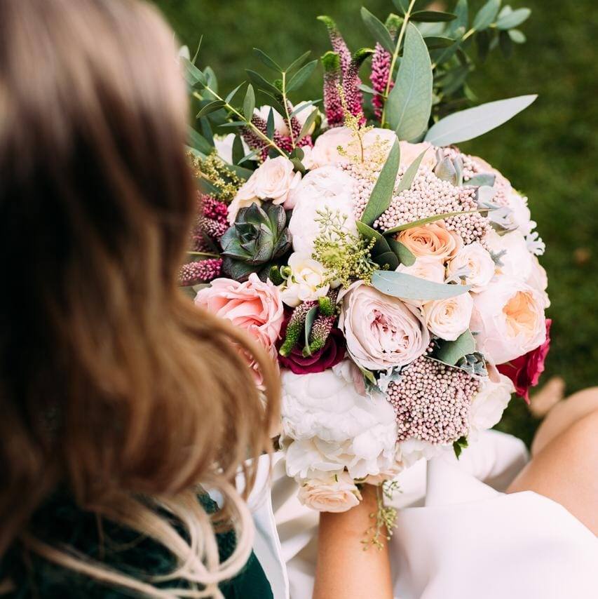 Being a florist means having a camera roll full of gorgeous flowers ...