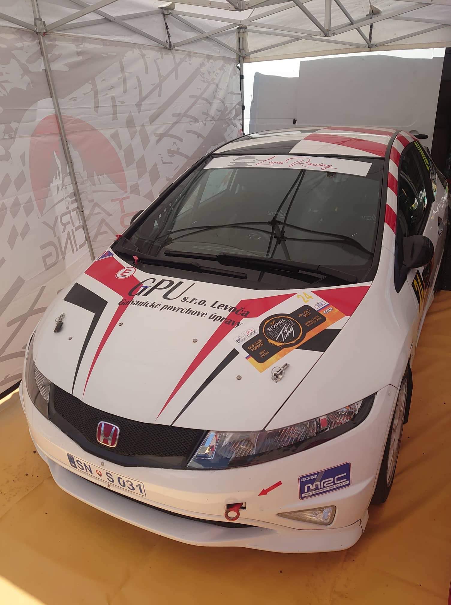 LUNA racing