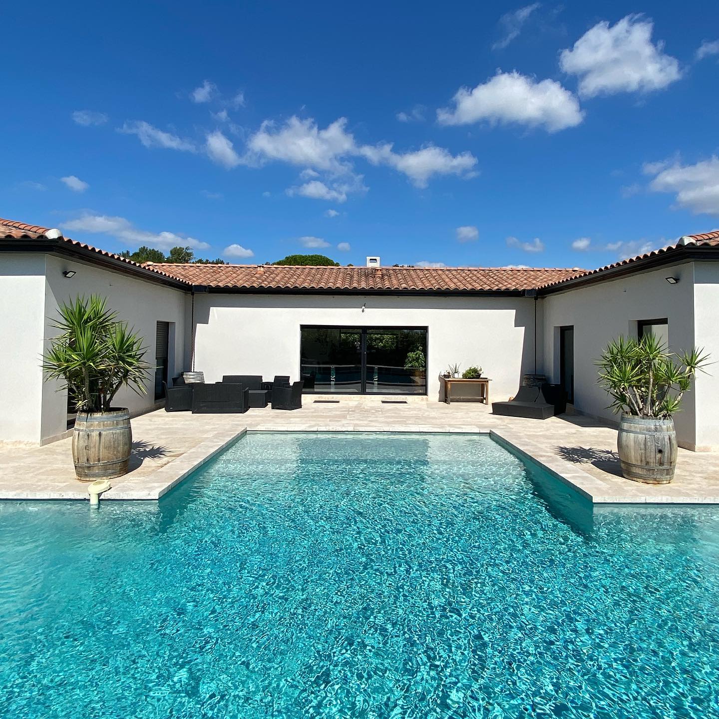 Plan Maison En U Avec Piscine Au Milieu