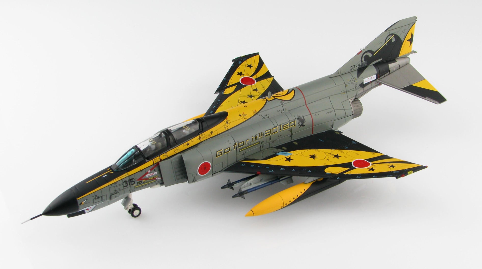 1/144 IL -38 メイ　EASTERN EXPRESS New to pre-order Hobby Master HA9401 J-10C Vigorous Dragon 74825