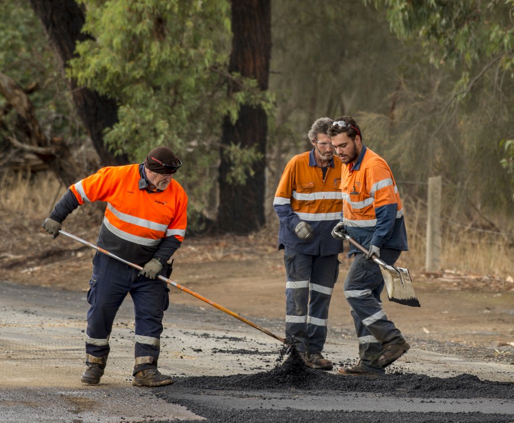 REPORTING ISSUES TO... - Mount Barker District Council | Facebook