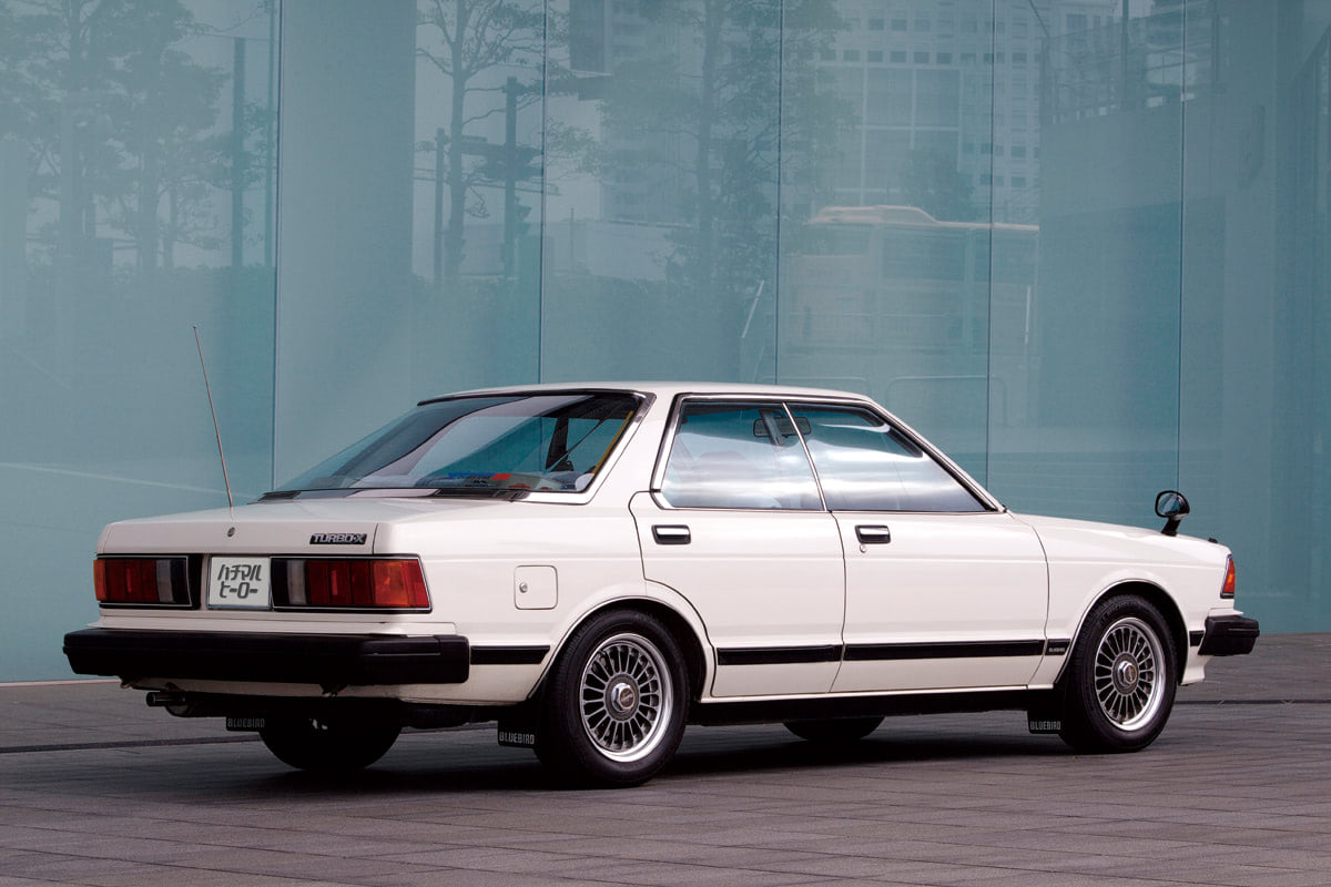 Nissan Bluebird. Old School JDM, kid !