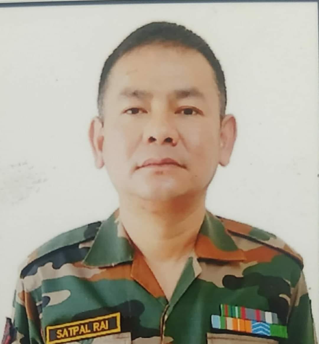 its_assam_regt - In photos from left to right Lt Col...