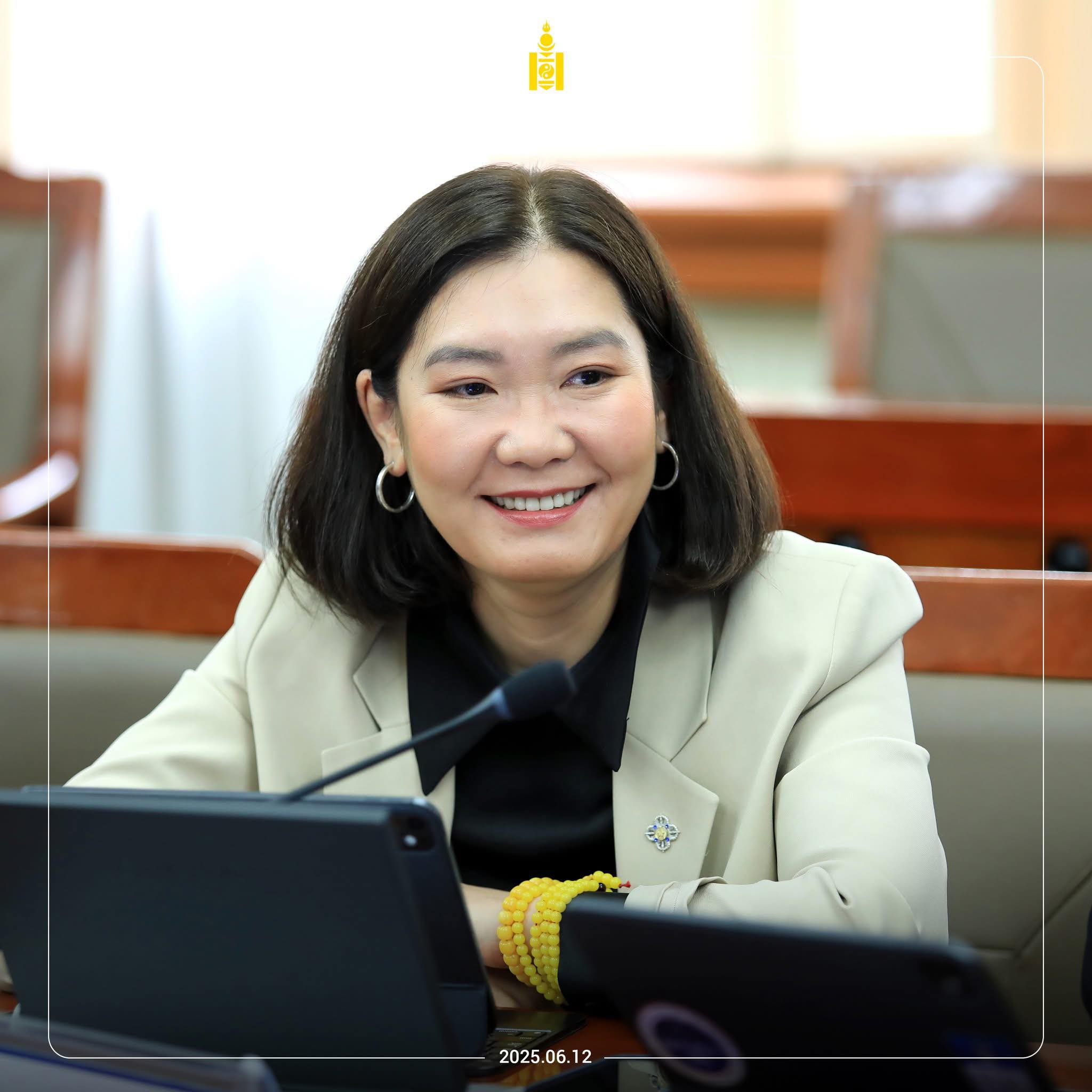 N Munkh-Erdene Unaga