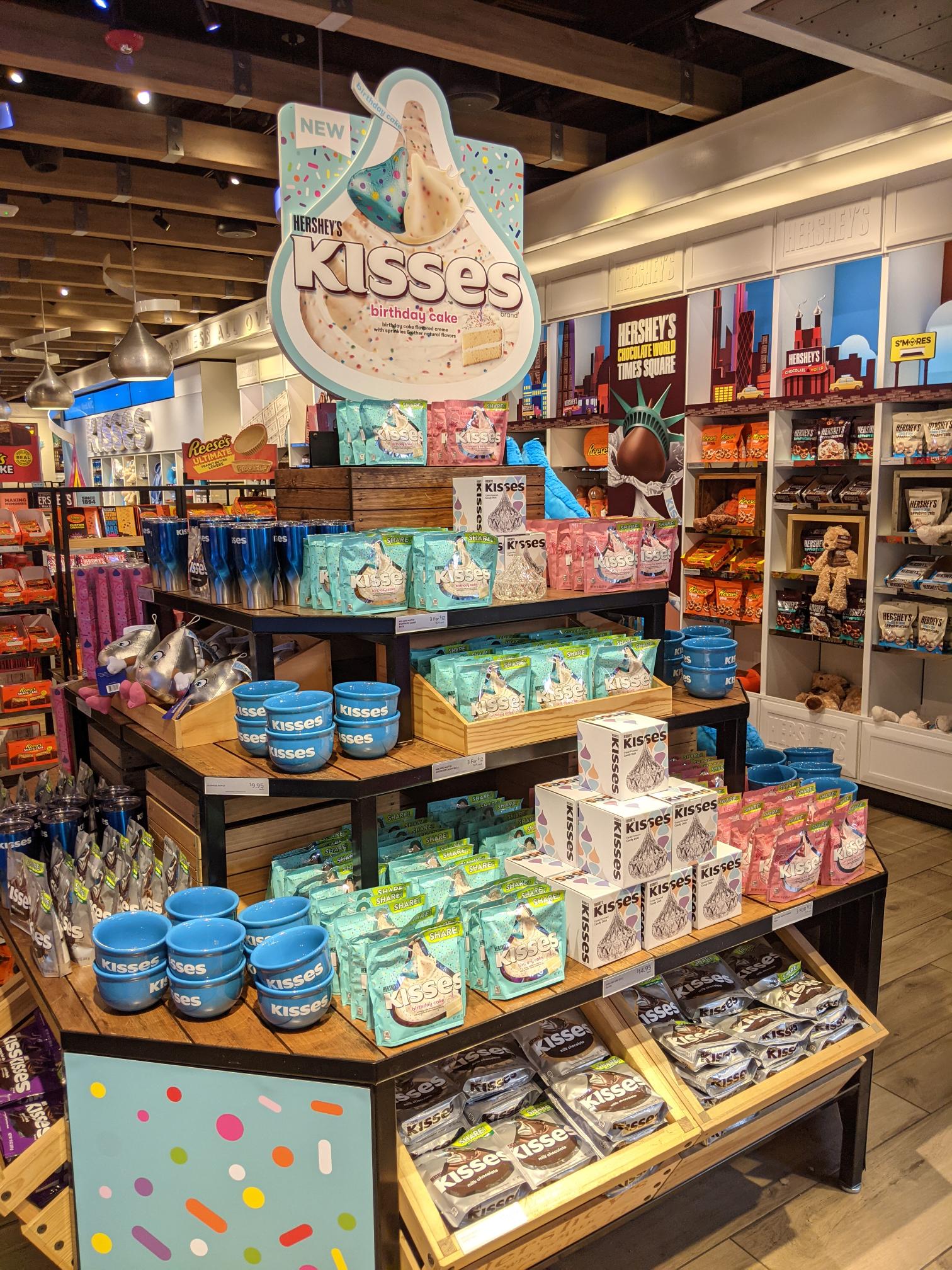 Hershey's - So.many.HERSHEY'S KISSES. Where to begin? Which is