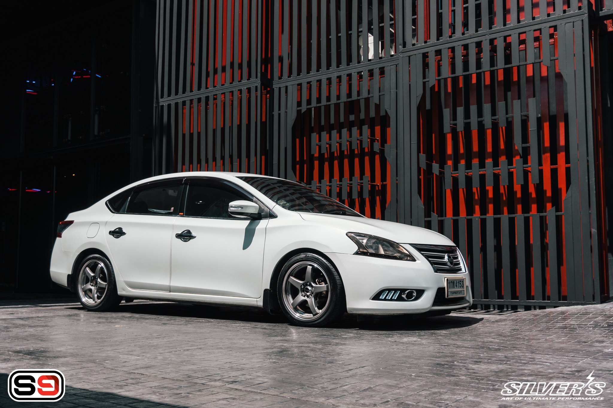 S9 เอสนายด์ - ์Nissan Silphy เข้ามาตรวจเช็ค...