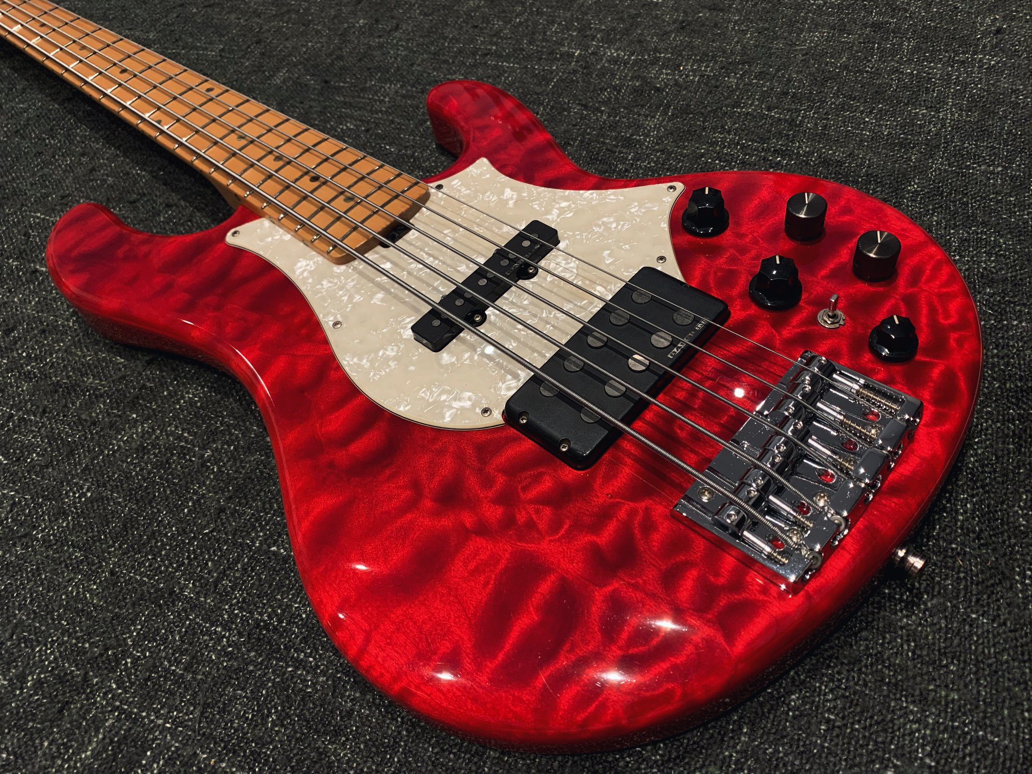 Alien Rabbit - 【Sold】 ESP Bardic tetsuya Model Bass...
