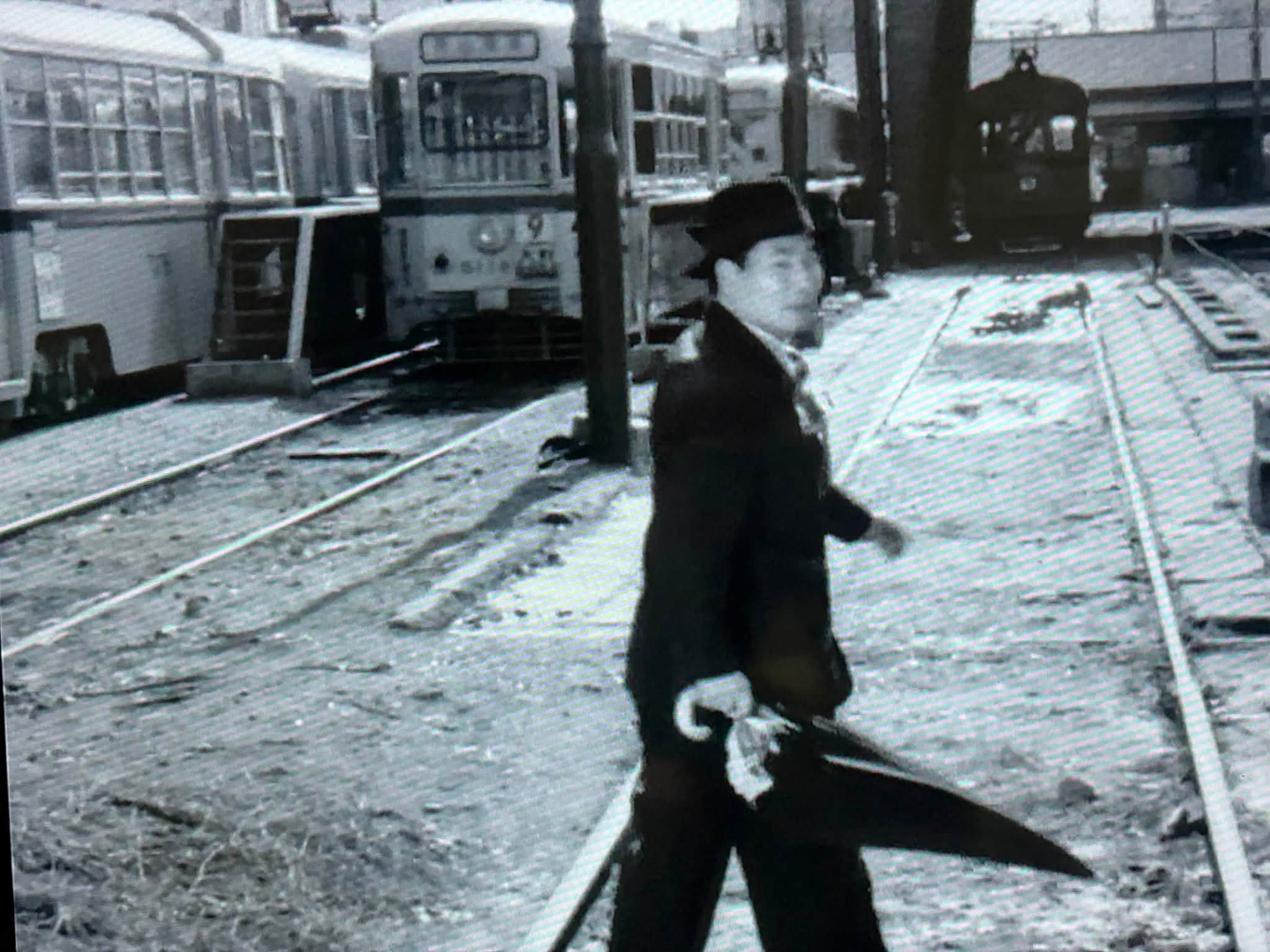 泣いてたまるか』TBS系列で1966年（昭和41年）から1968年（昭和43年