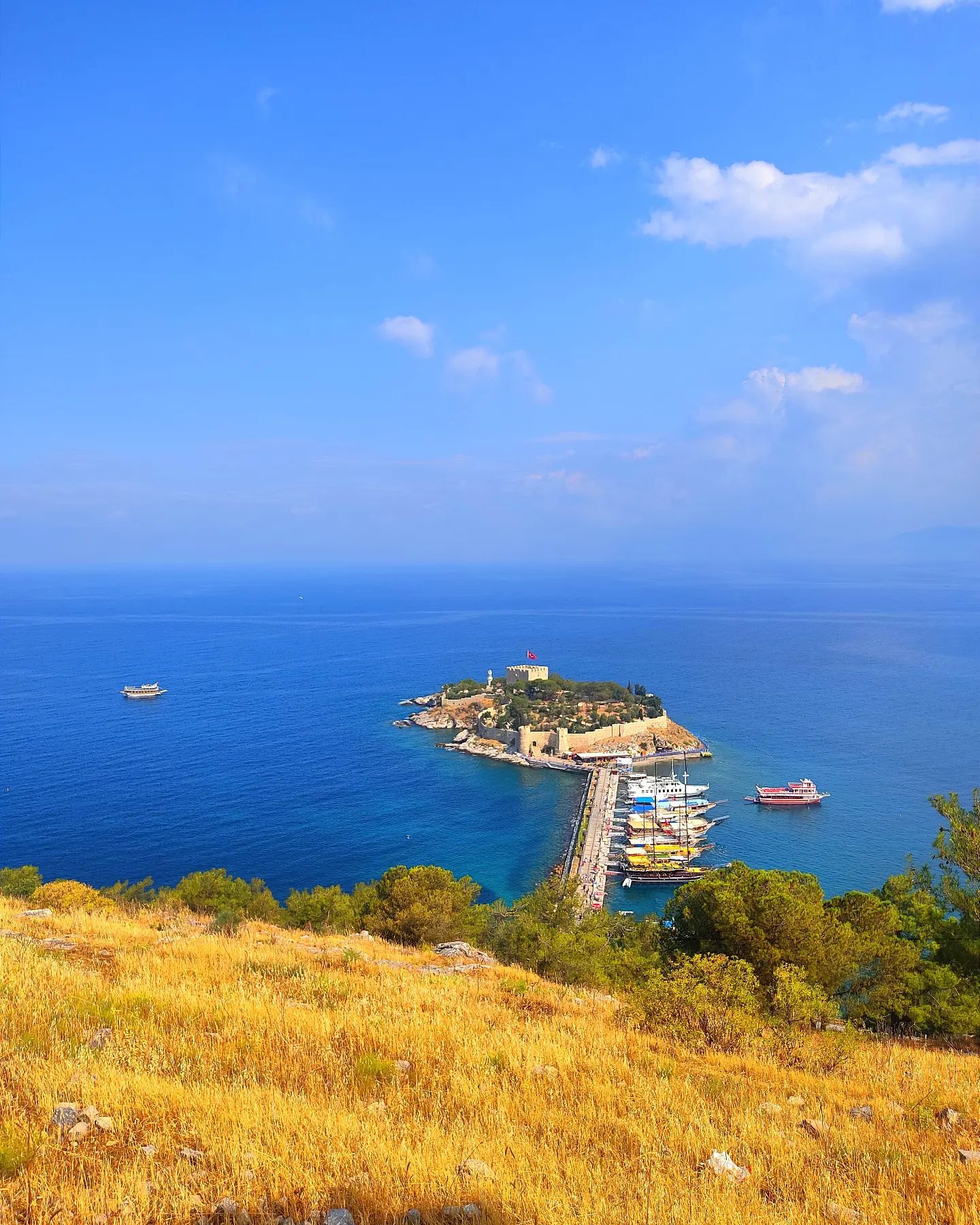 Kuşadası Benim - Güvercinada - Kuşadası ♥️🇹🇷♥️... | Facebook