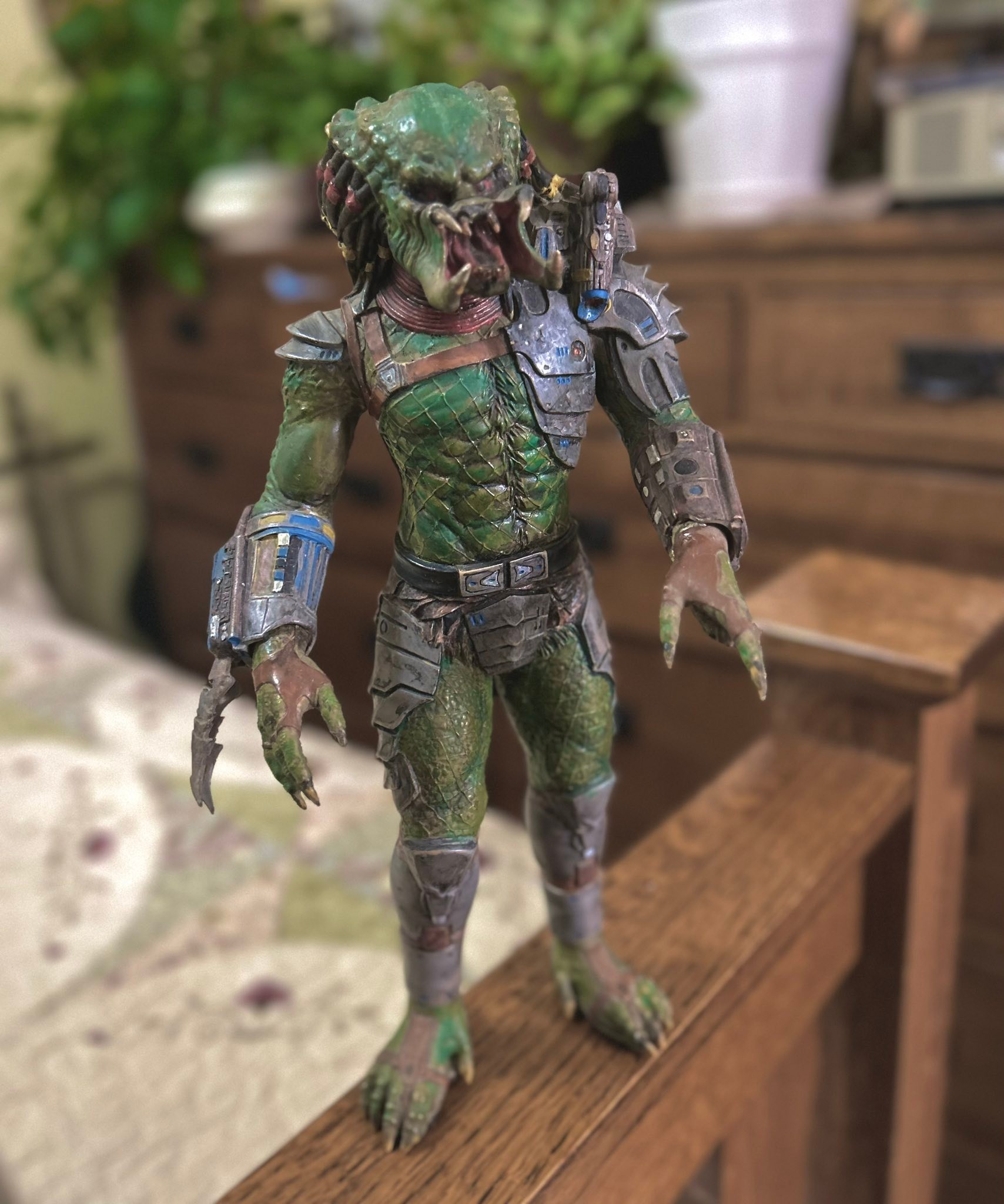 Vintage billiken predator model kit