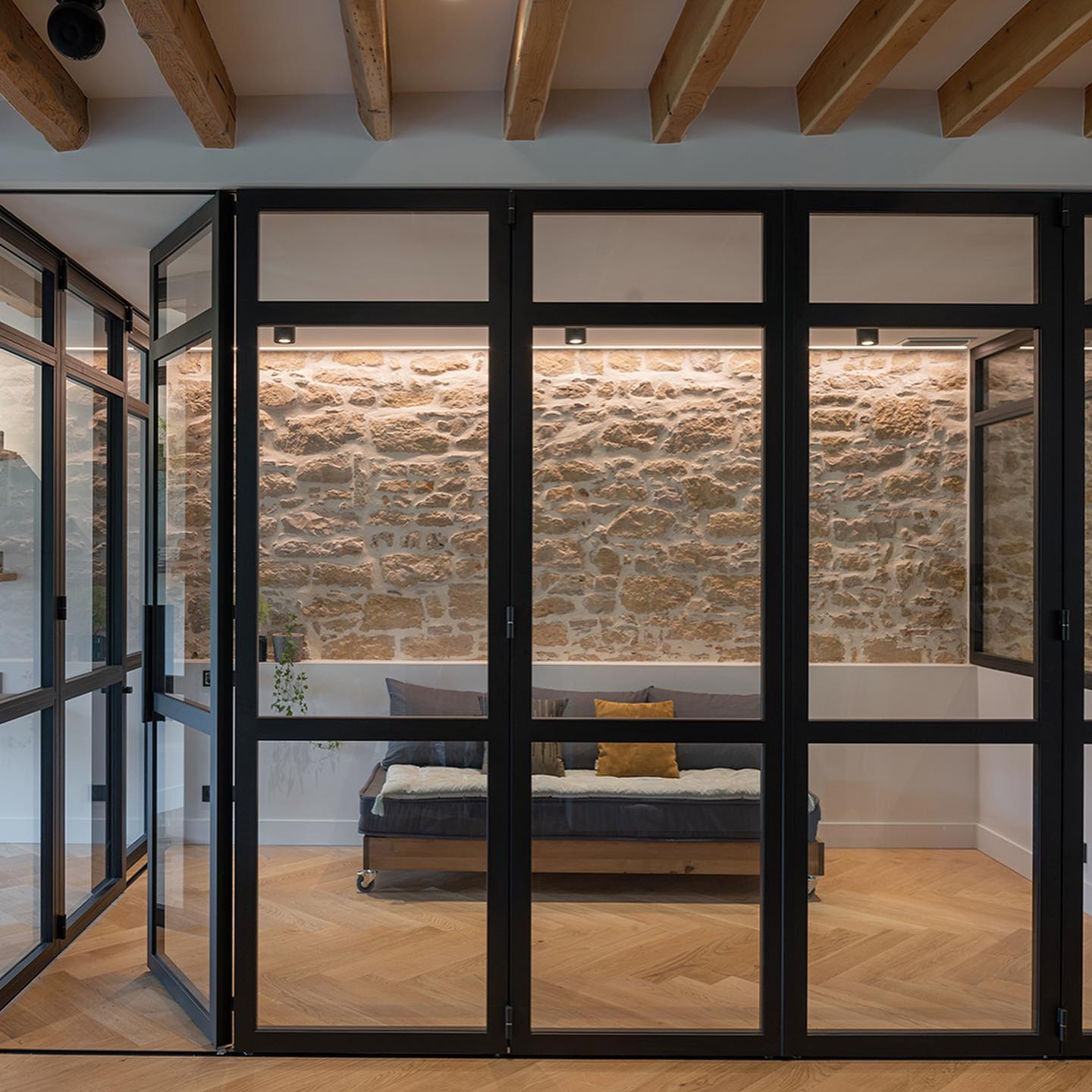 Agence del in - .. DUPLEX SAINT ANTOINE .. Pour moduler...