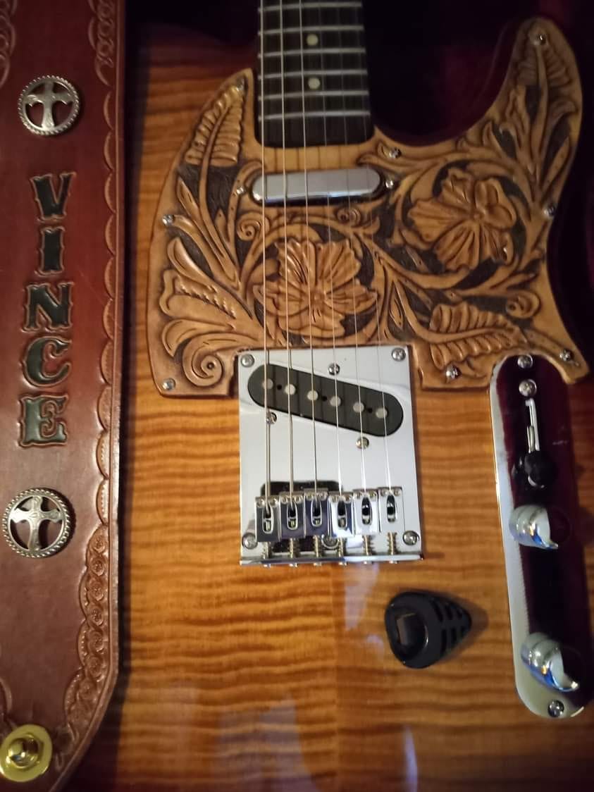 Customizing my rare Michael Kelly CC53 8-string guitar