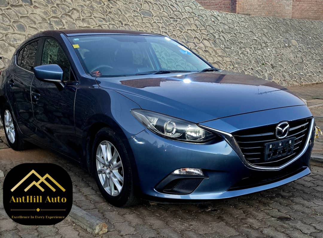 2014 Mazda Axella for Sale