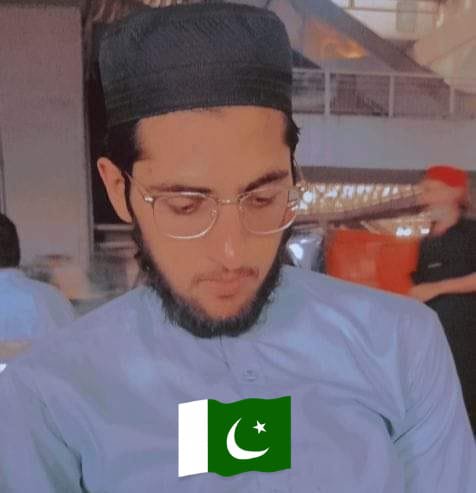 میاں بیوی کا رشتہ عجیب سا خوبصورت ہوتا ہے، ️ ایک دوسرے کی خاموشی بھی ...