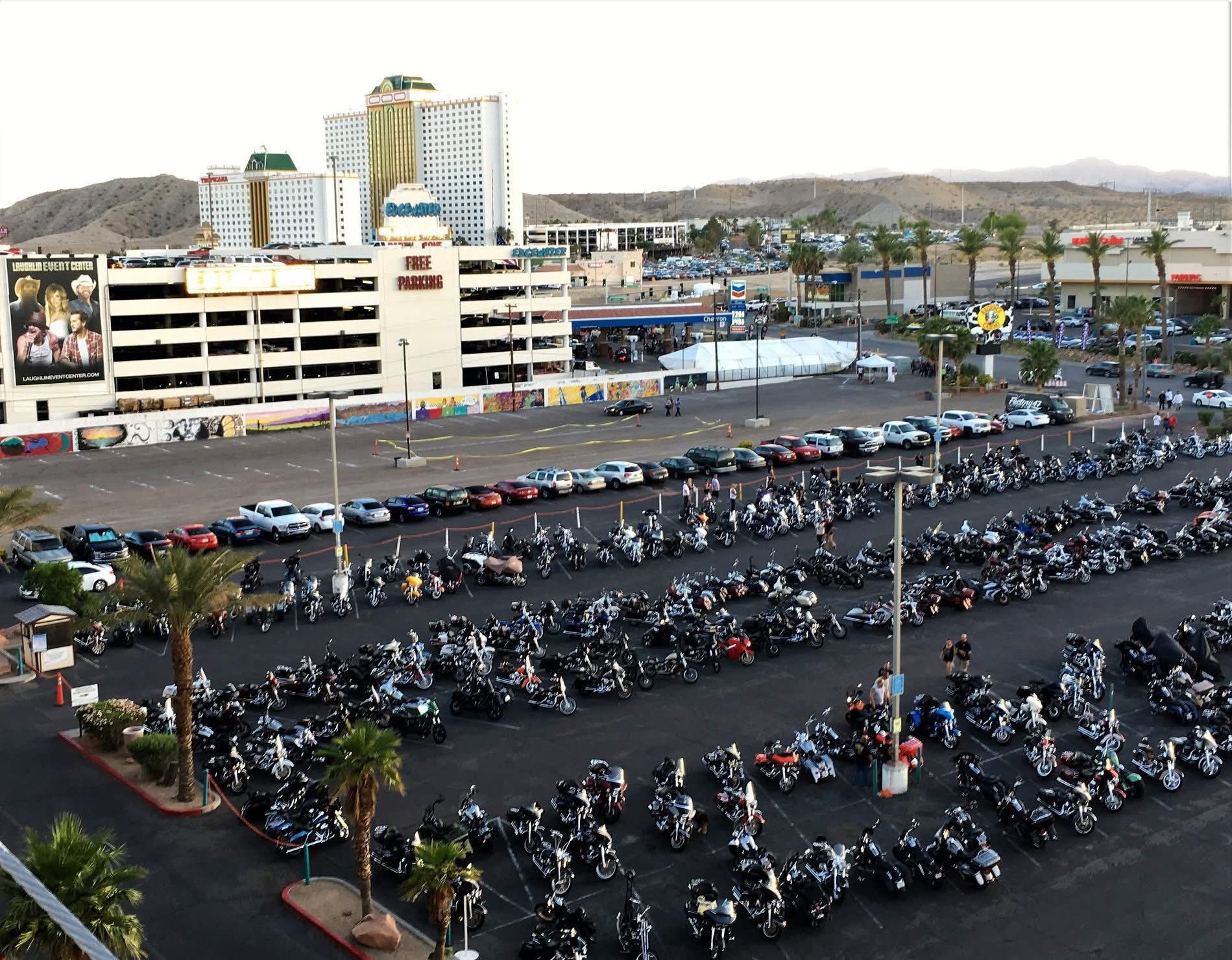 FlashbackFridayLaughlin to when the Laughlin River Run was still 