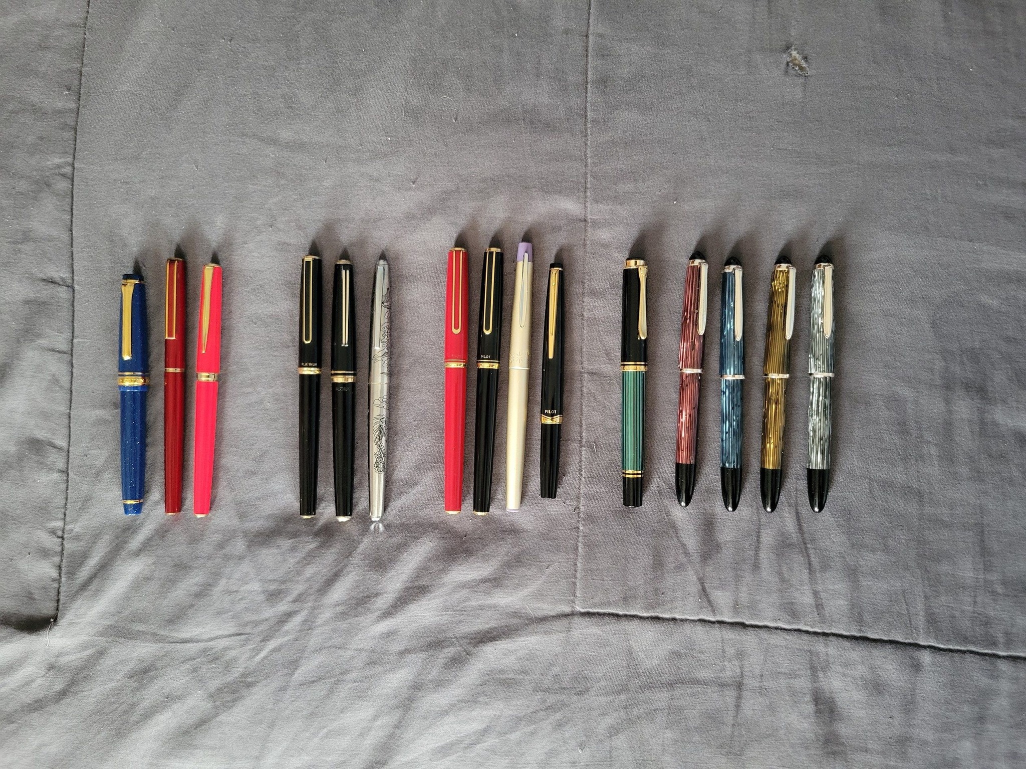 Collection of vintage 14k gold nib pens