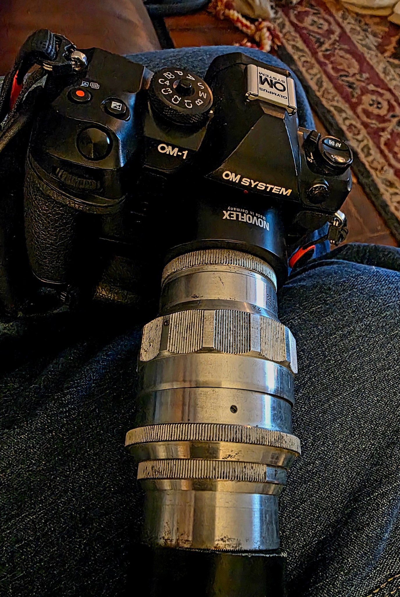 Jupiter 11 135mm f4 lens on OM-1 II for sharp portraits