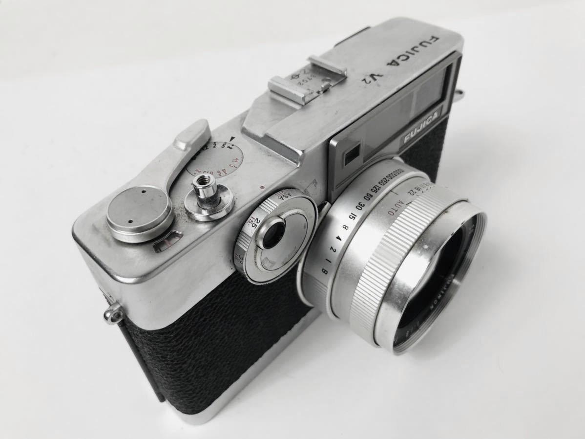 Fujica V2 35mm rangefinder camera features