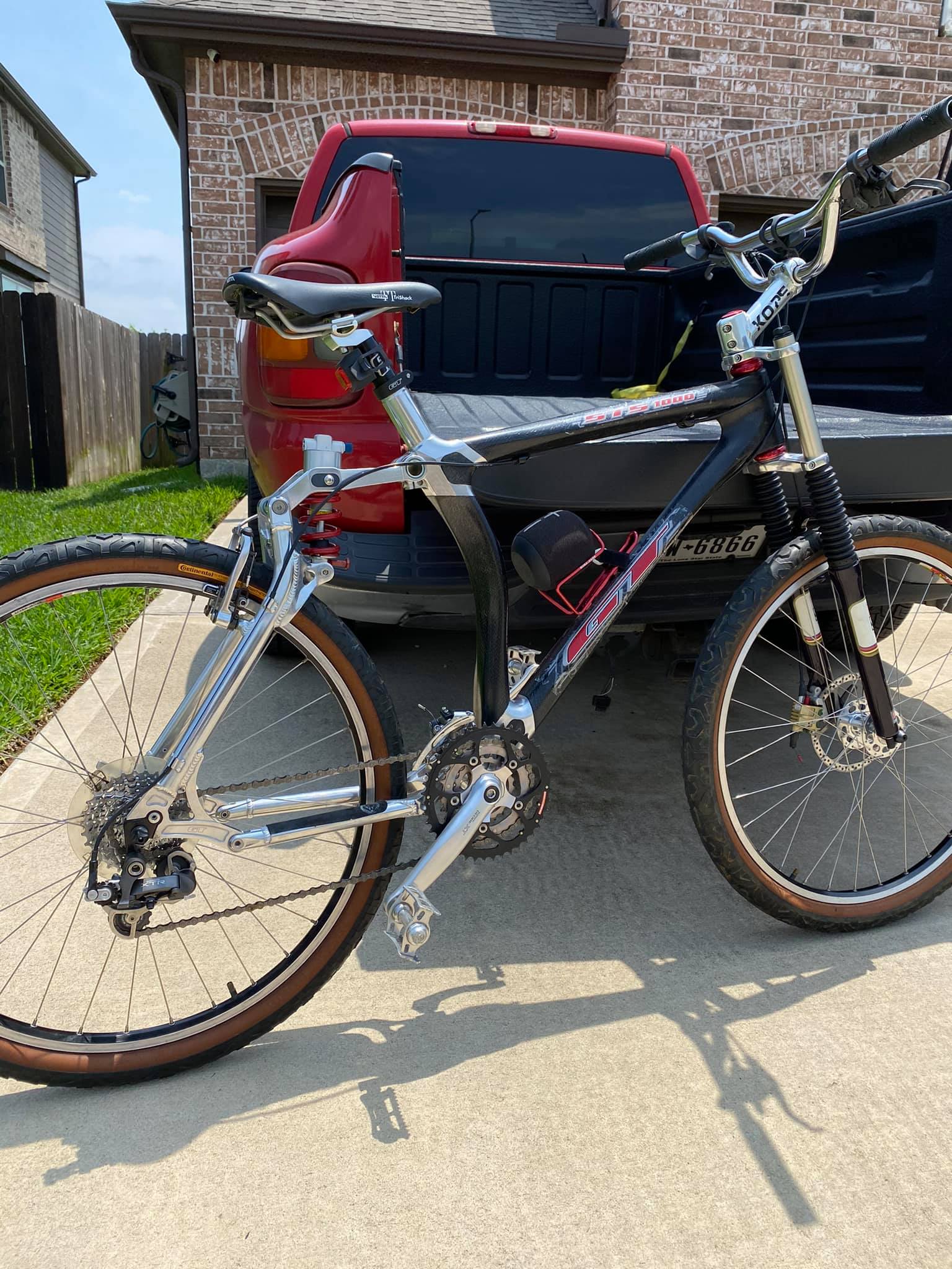 STS-XCR 1000 ! How many of you ride one regularly !!?!? #GTBicycles