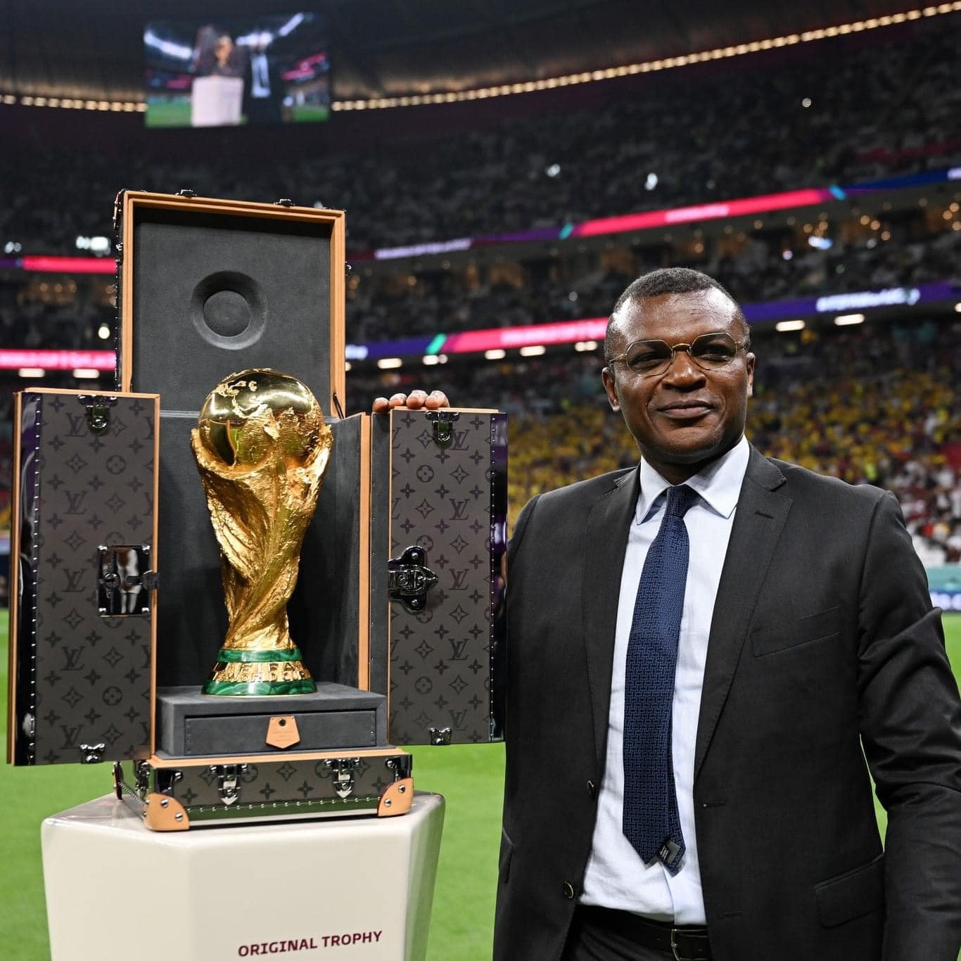 24 years later #France player Marcel Desailly is reunited with the