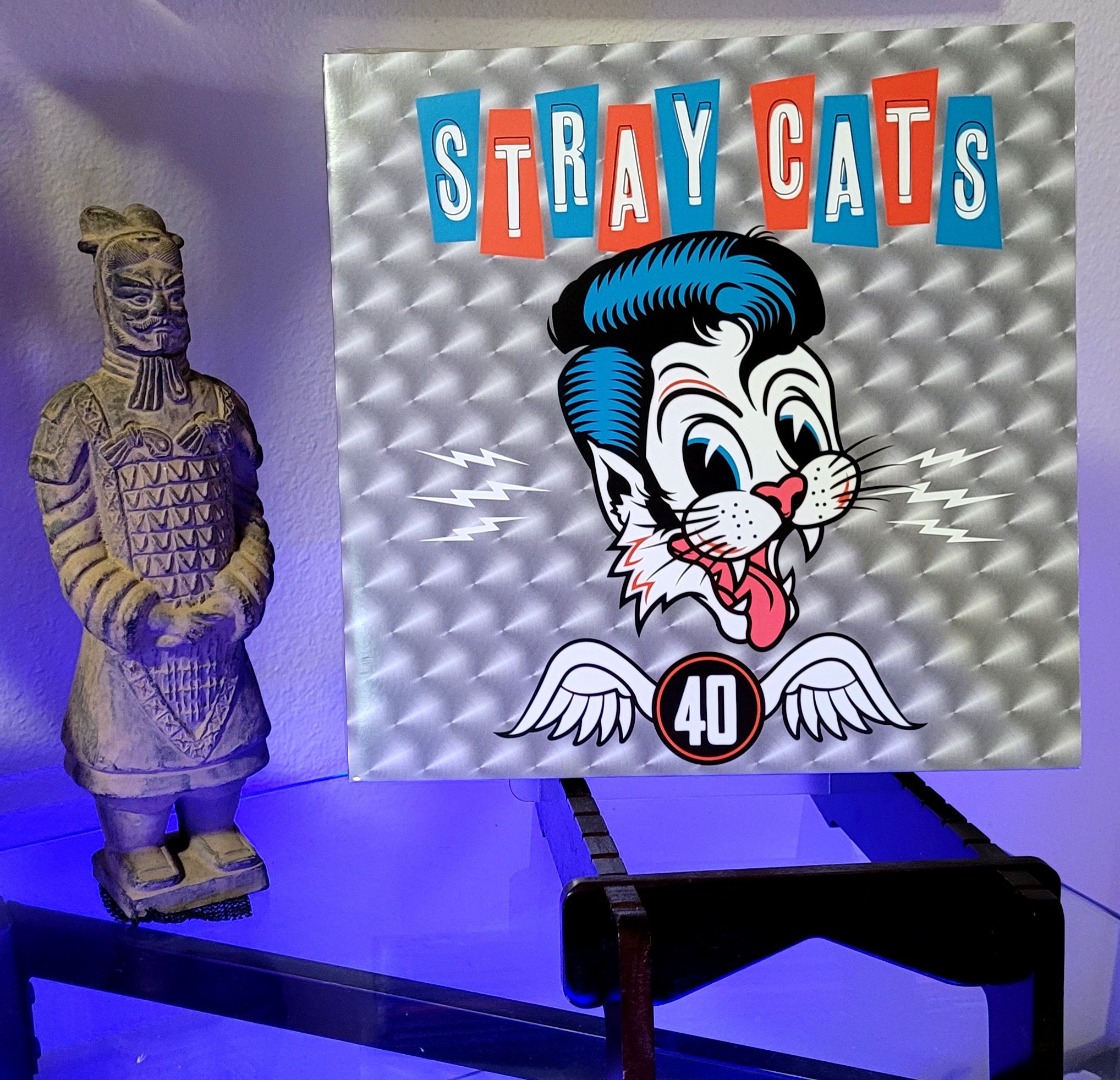 I got mine! The first live Stray Cats album in 16yrs!! Out Sept 11