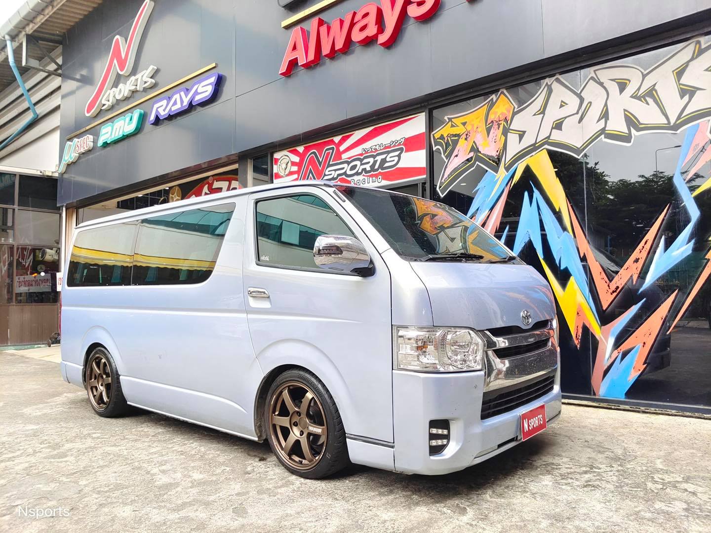 รถตู้ Toyota Hiace... - Nsports Always Racing