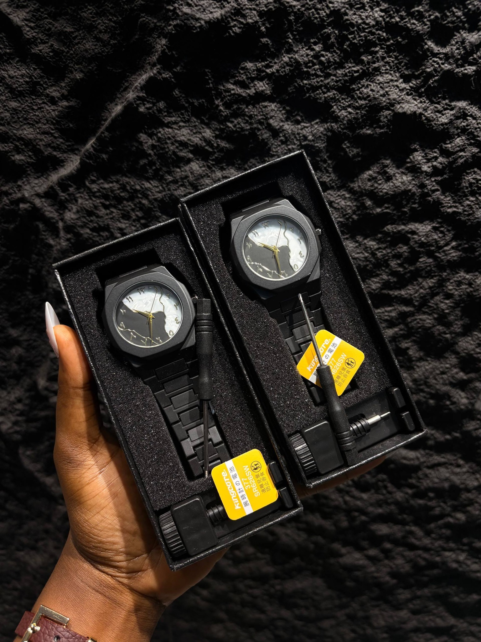 If you know You know 😊😊😊😊. 15k Comes with box Extra battery