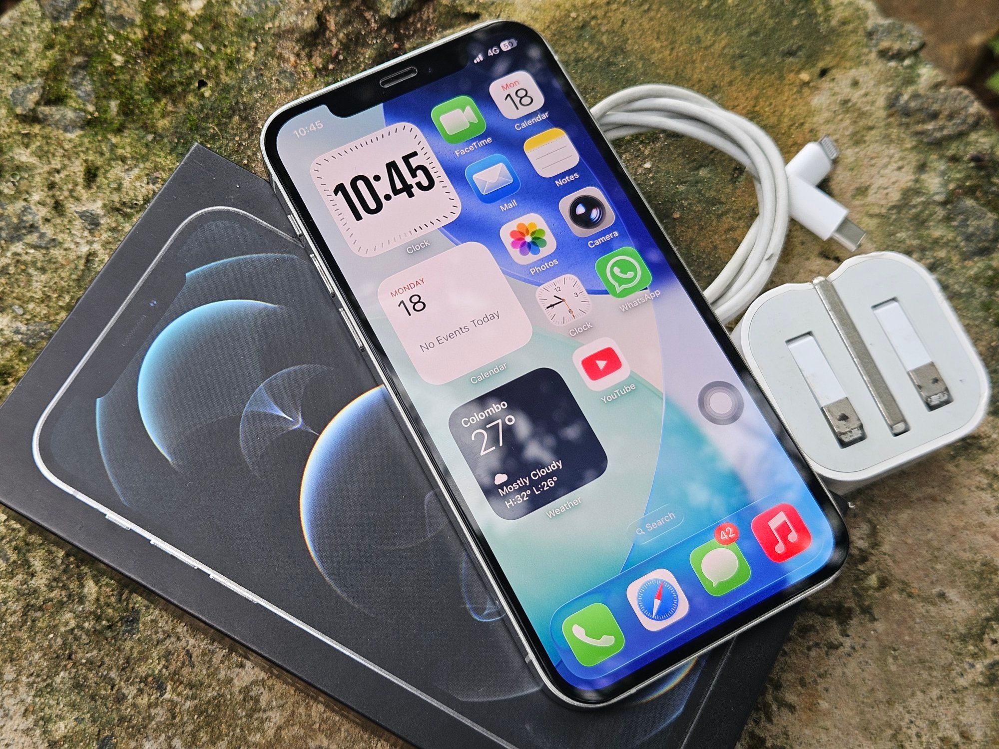 Apple Iphone 12 Pro 256GB 89,000/= No replacement 20W Charger with 