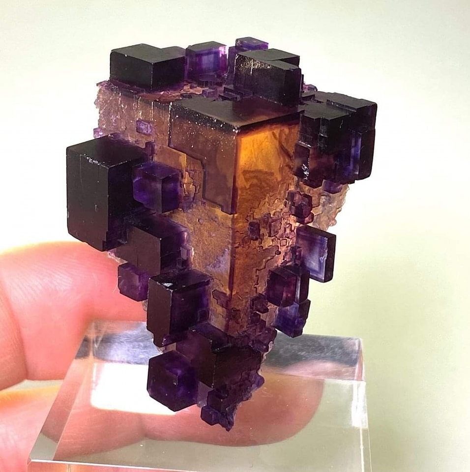 Fluorite from the Minerva #1 Mine, Hardin County, Illinois