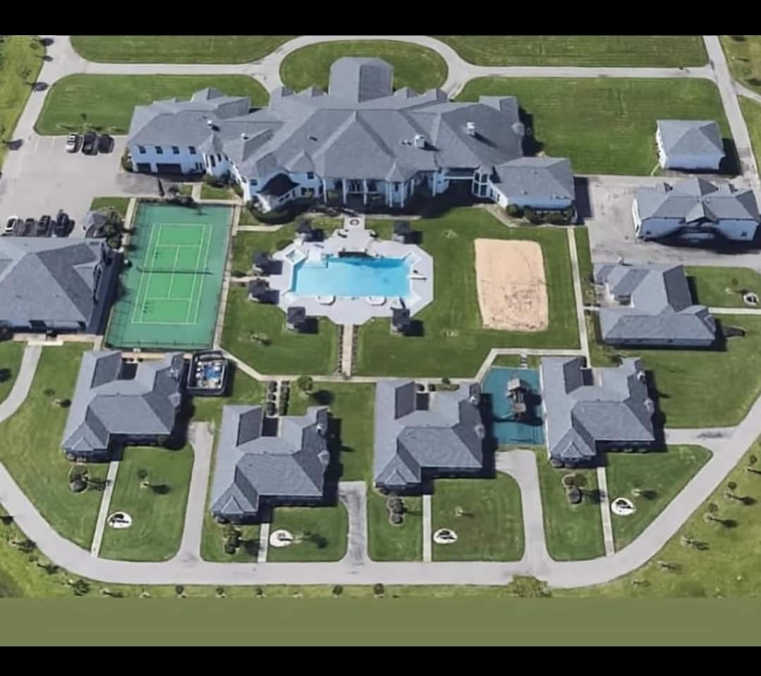 The Hilliard's famous compound on... - Police Happenings 2.0