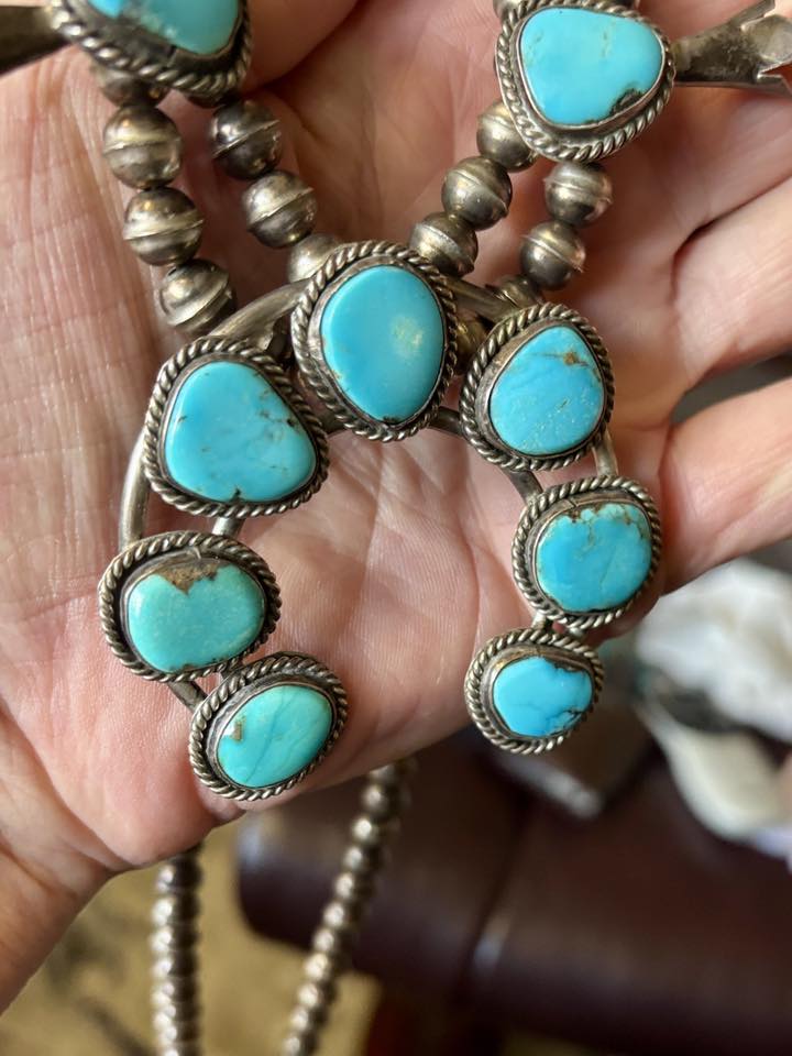 Identify Native American jewelry with no marks?