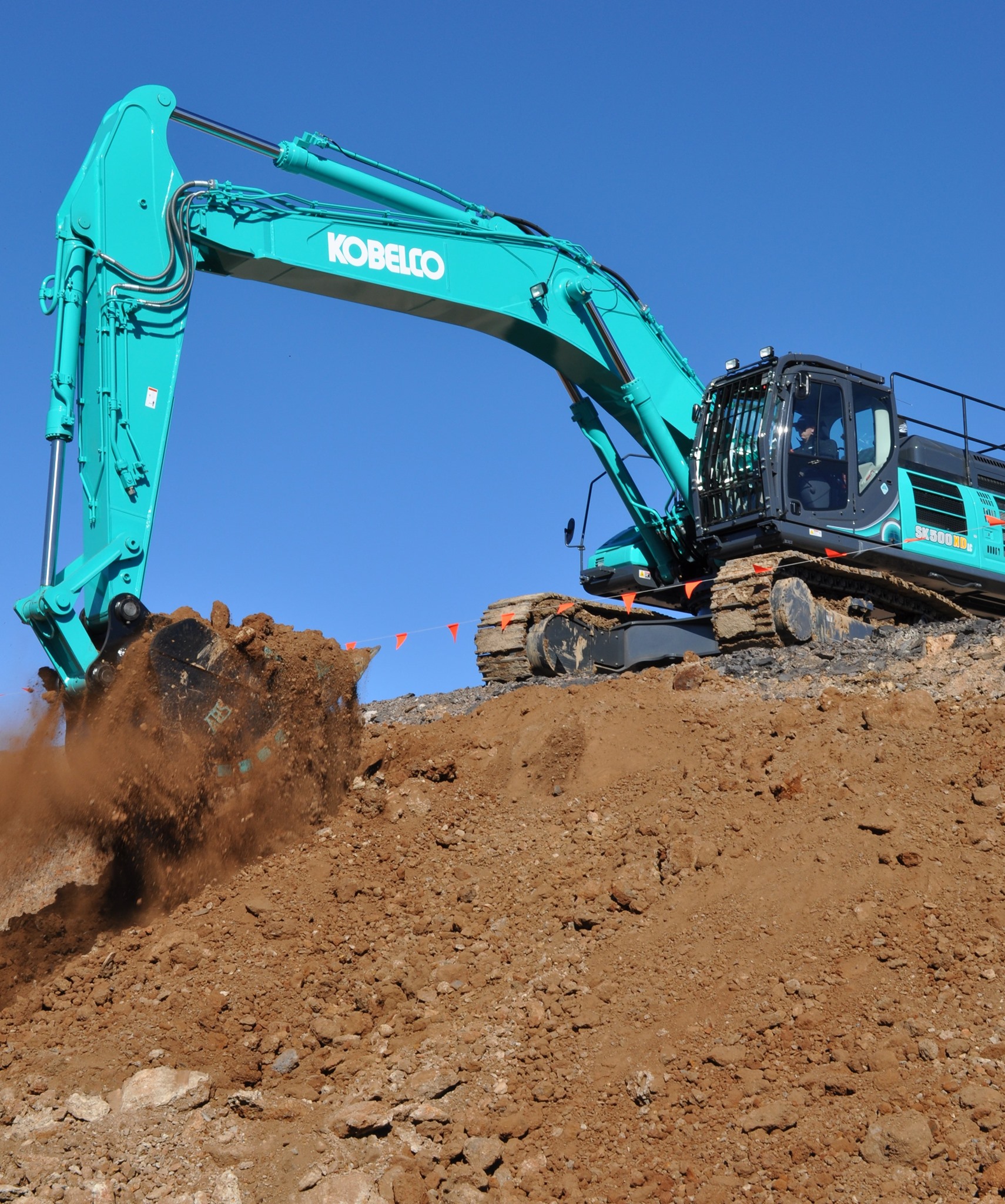 Kobelco - With a best-in-class bucket breakout force of 293 kN, and ...