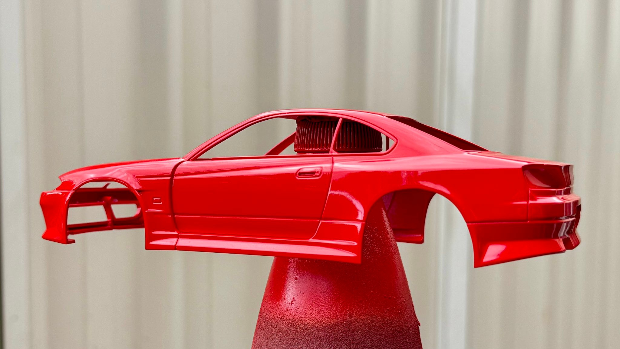 The Yokomo D1 HKS Genki S15 and its iconic color scheme 😍