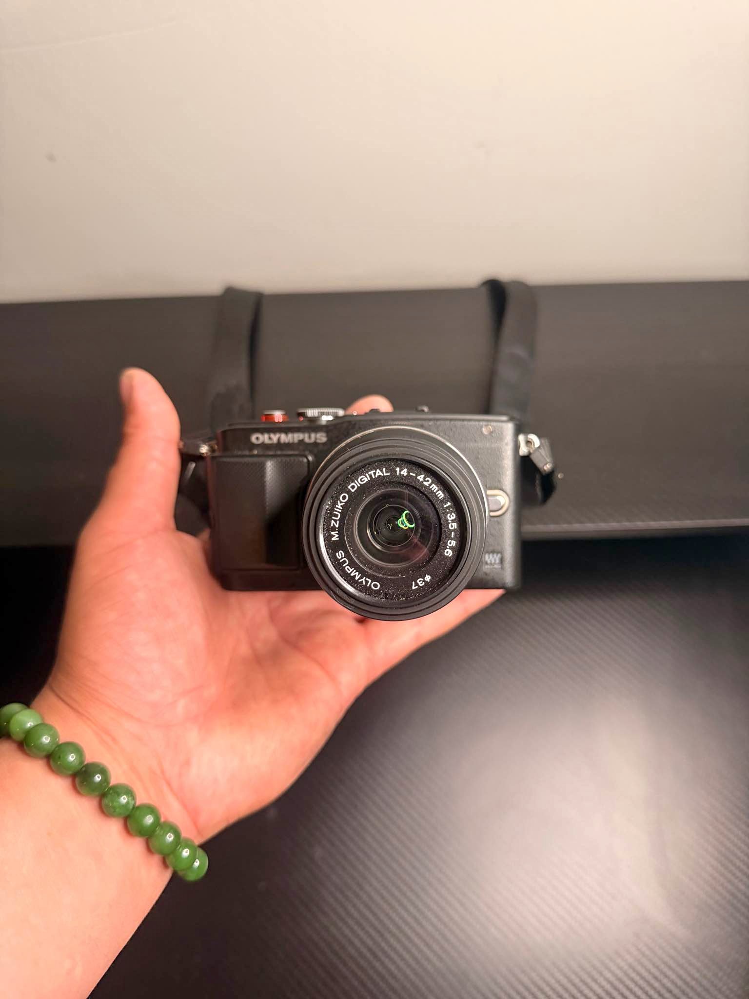 Нови и използвани продукти от категория Adds-for-35-m-cameras за