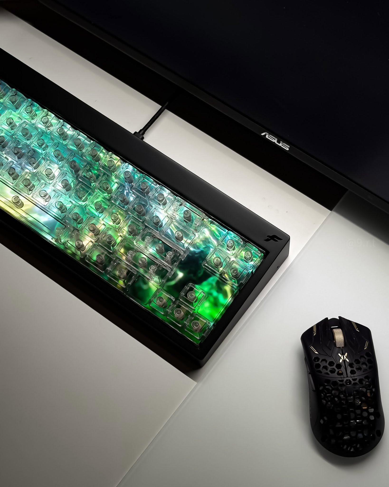 キーボード finalmouse Centerpiece Pro Founders E Finalmouse
