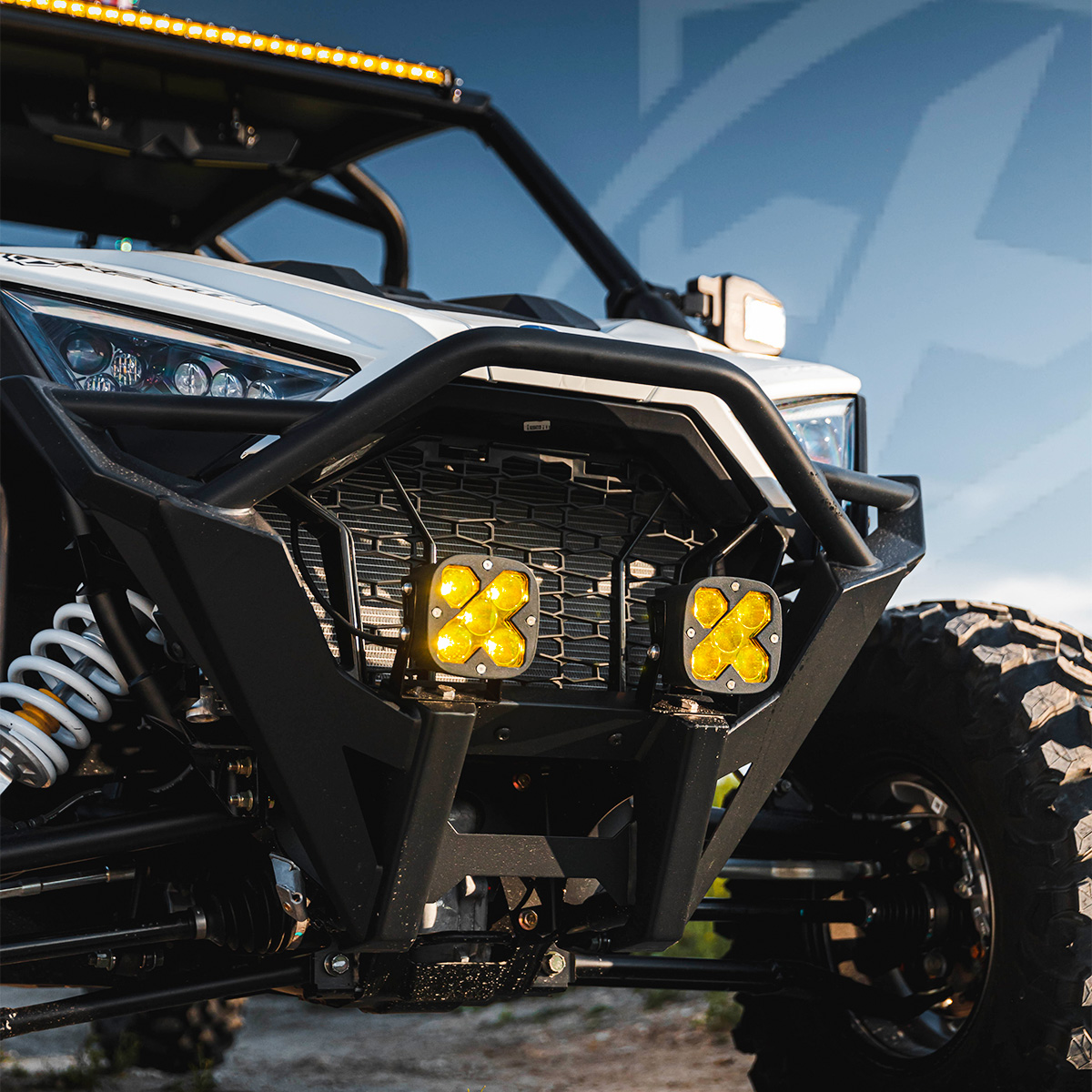 Black - Rear-end protection that doesn’t back down. ARMOUR Super Heavy ...